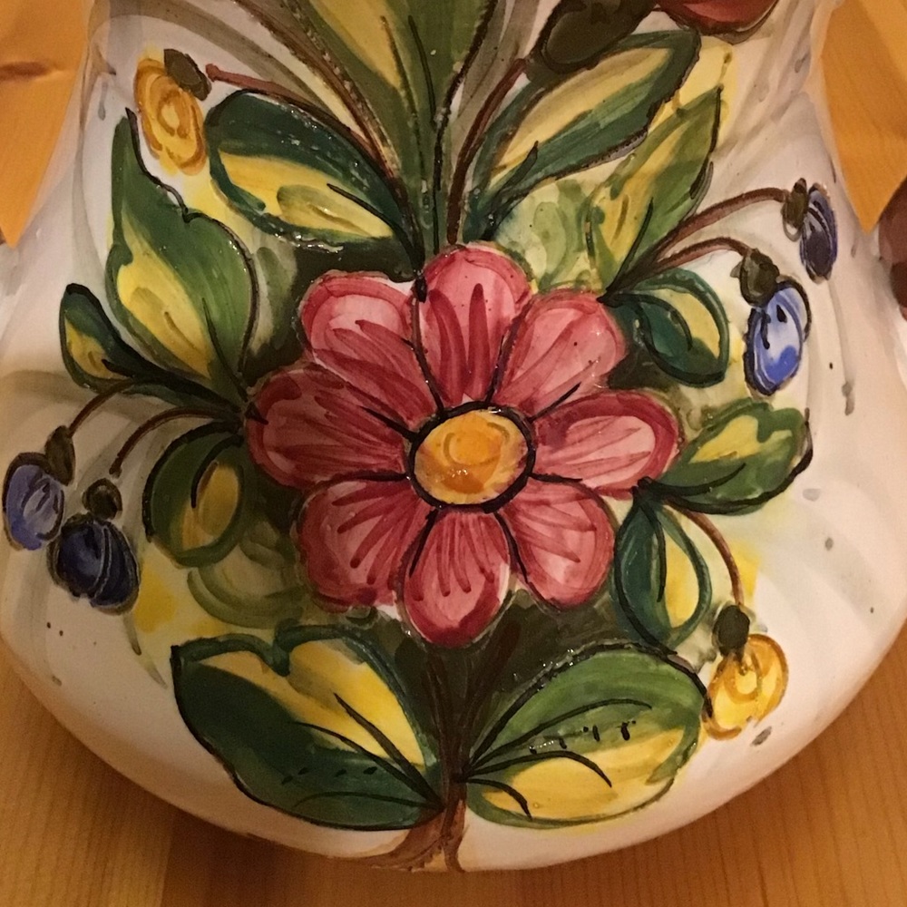 VINTAGE ITALIAN CASTELLI HAND PAINTED URN/VASE SGRAFITTO MAJOLICA - Picture 4 of 10